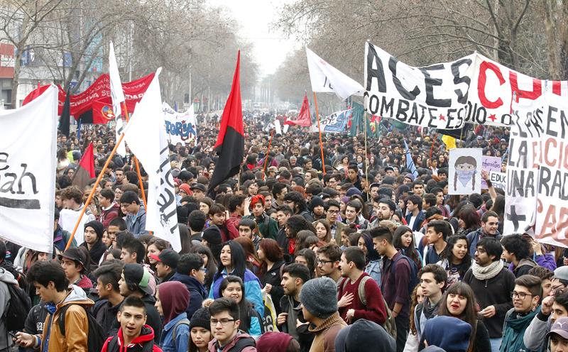 Estudiantes marcha EFE