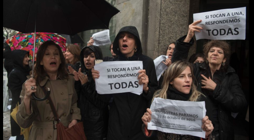 #NiUnaMenos Justicia argentina prohibió cualquier registro “humillante y degradante” a mujeres en la cárcel
