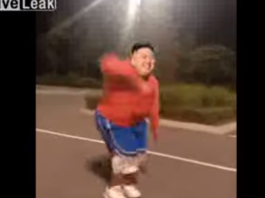 Video webeo a Kim Jong Un