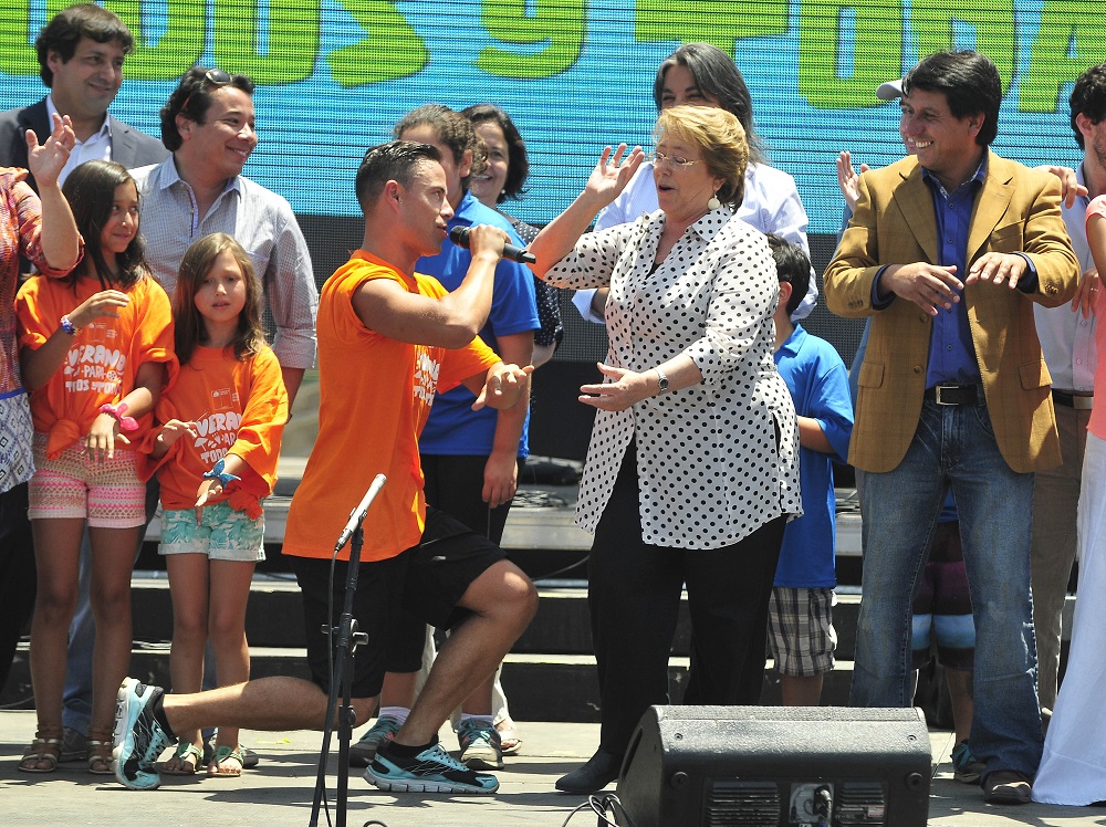 Presidenta lanza programa Verano para Todos y Todas en el litoral central