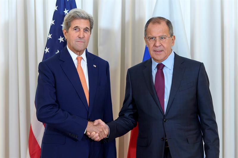 Serguéi Lavrov y John Kerry EFE