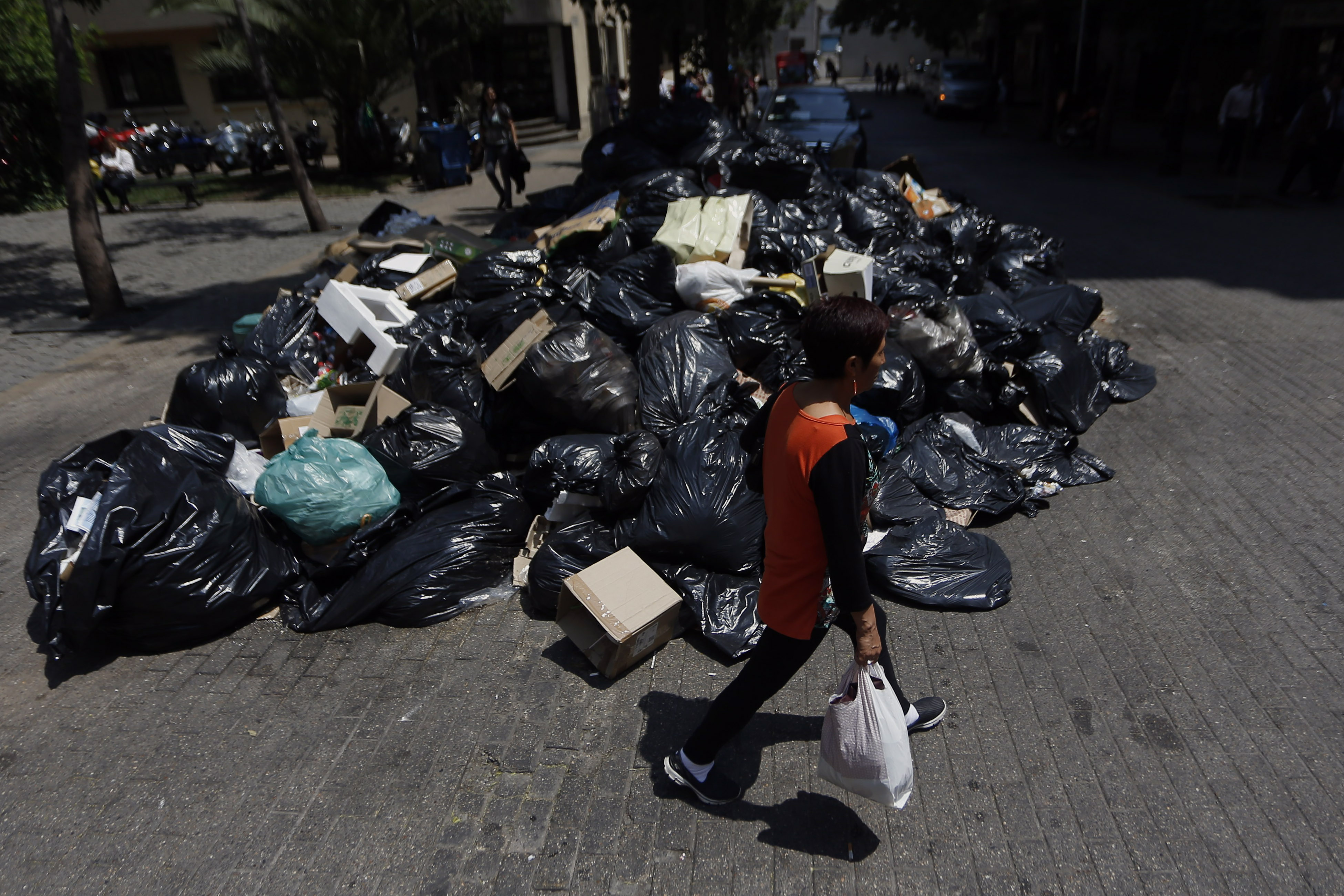 Acumulación de basura en Santiago centro