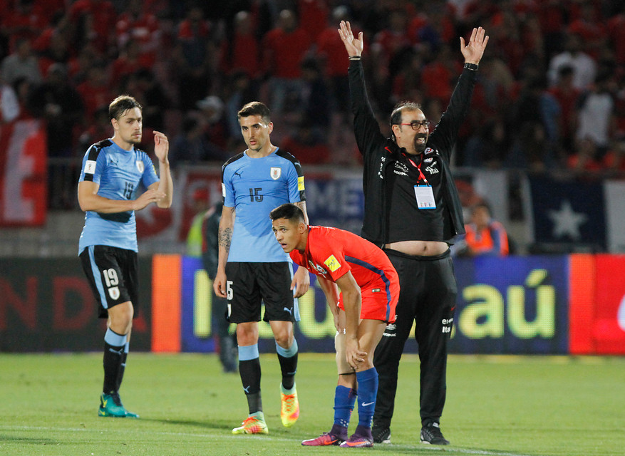 Chile vs Uruguay 2016 A1 12
