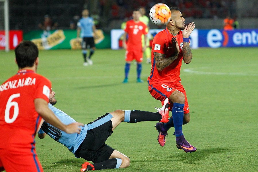 Chile vs Uruguay 2016 A1 13
