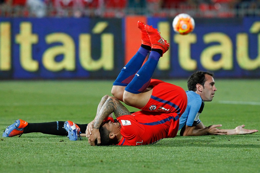 Chile vs Uruguay 2016 A1 36