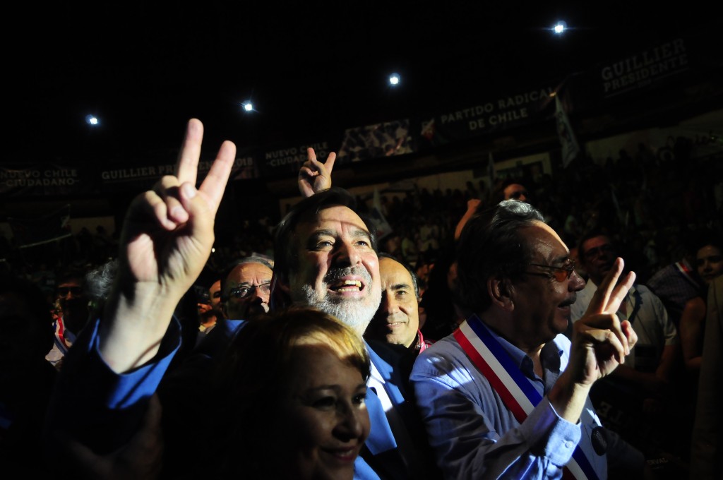 Proclamación del partido radical al senador Alejandro Guillier