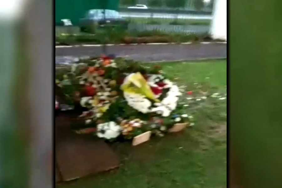 Familiares denuncian tumba abierta inundada en Temuco