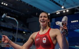La medallista olímpica de nado, Penny Oleksiak, le dedicó un especial mensaje a su profesora que le dijo que dejara de nadar para concentrarse en la escuela.