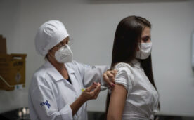 Suprema exige certificado de vacunación a extranjeros que ingresen a Brasil