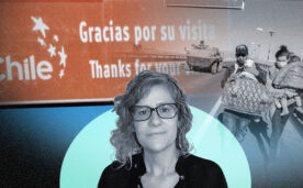 La imagen muestra a Fernanda Stang frente a una foto de Colchane